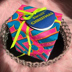 LUSH Sweet Christmas Gift Box